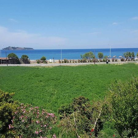 Islands Apartments Petra  Esterno foto
